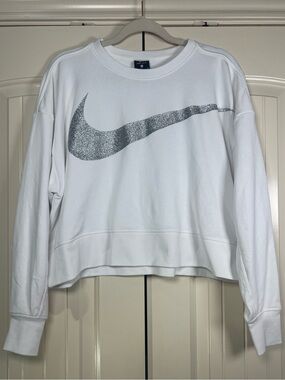 Nike Dri-FIT Get Fit Fleece Sparkle Crew Crop Sweatshirt White Silver M